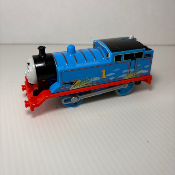 Thomas the Train Speed Sparks Motorized Trackmaster Tank Engine WORKS 2013 - Picture 1 of 9